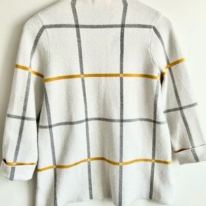 Tahari Gray and White Cardigan with Modern Grid Design